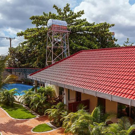 Spayhiti Hotel Sihanoukville Buitenkant foto