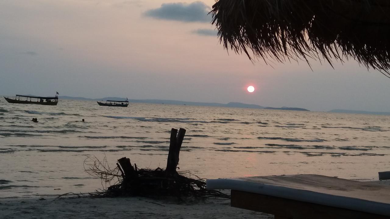 Spayhiti Hotel Sihanoukville Buitenkant foto