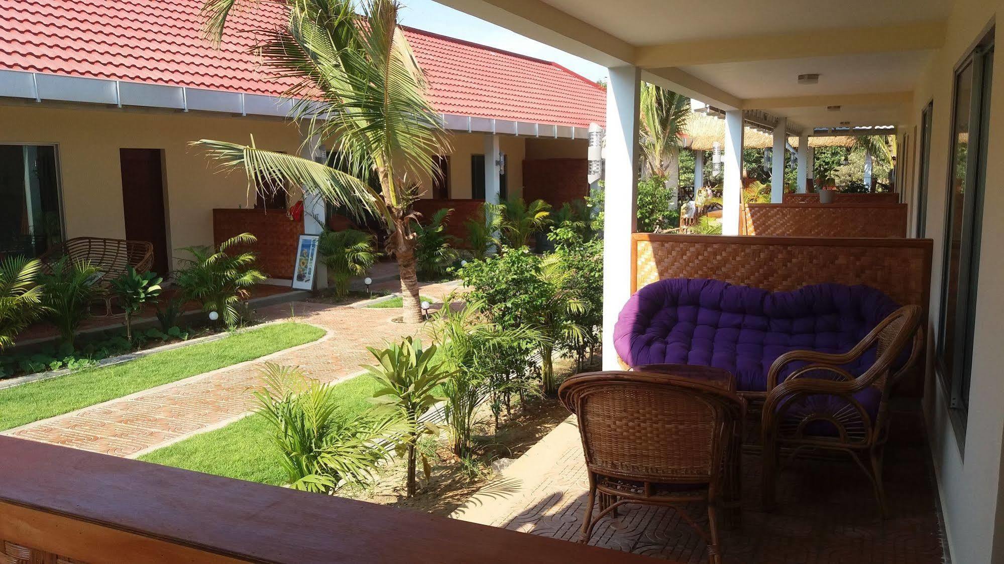 Spayhiti Hotel Sihanoukville Buitenkant foto